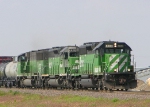 BNSF 8083 and 6826